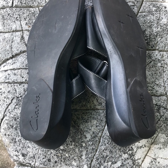 Clarks black leather superlight slipon size 9M - Picture 10 of 15